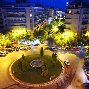 Thessviewn'style Skyline View Penthouse Apartment